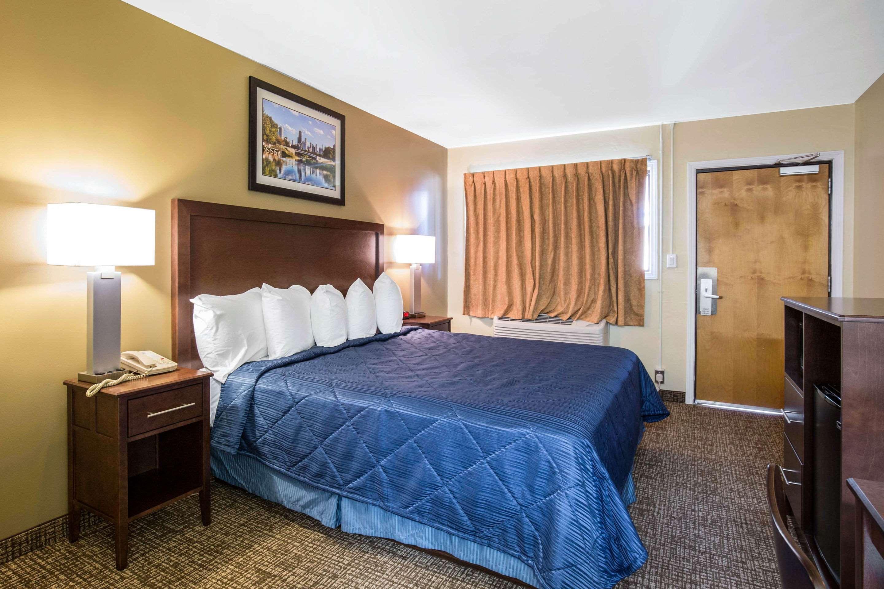 Rodeway Inn Lyons - La Grange Zewnętrze zdjęcie