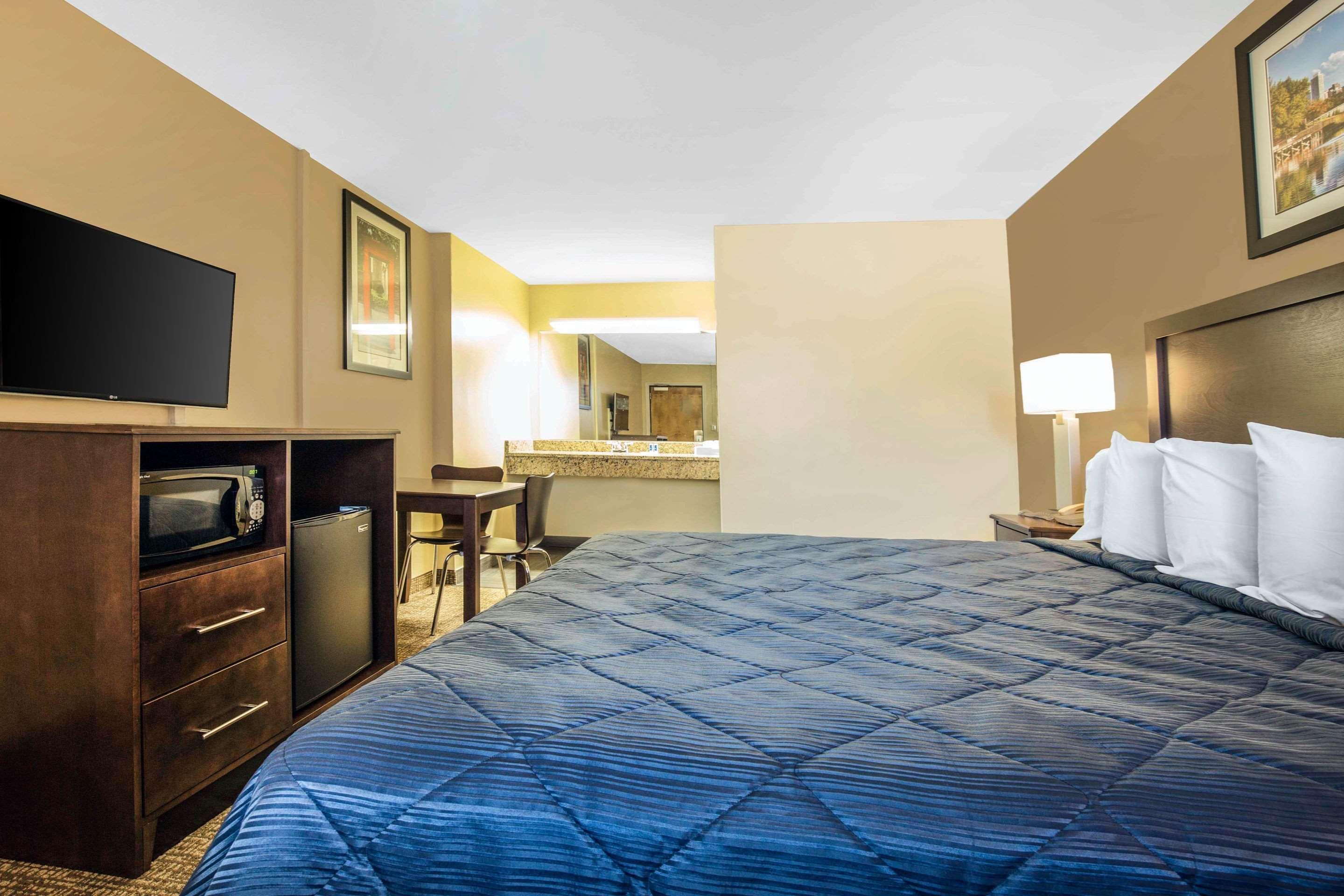 Rodeway Inn Lyons - La Grange Zewnętrze zdjęcie