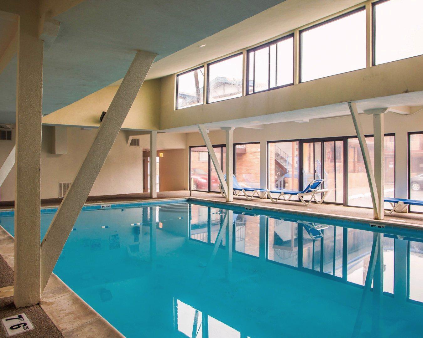 Rodeway Inn Lyons - La Grange Zewnętrze zdjęcie